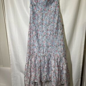 Lulu's Light Blue Floral Dress. Size Large. NWT.